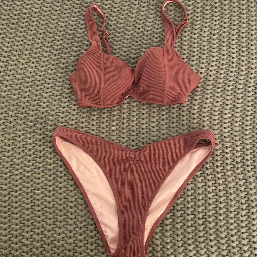 Mauve bikini set